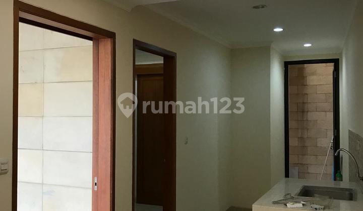 Di Jual Rumah di Wilayah Tomang 2