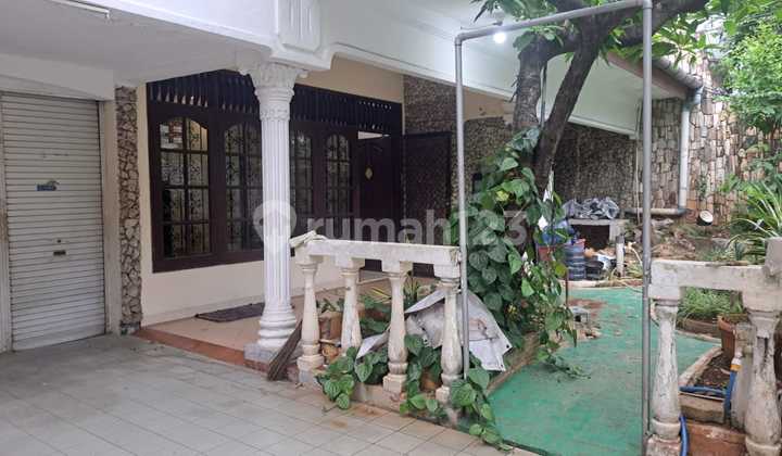 Second-Hand House Still Habitable Location JatiPulo, West Jakarta 2