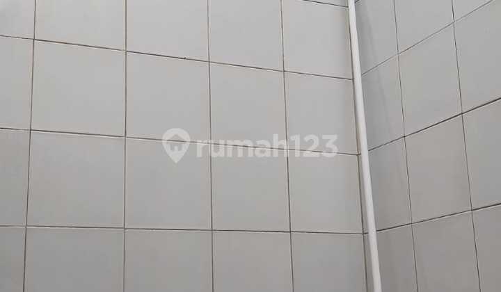 Rumah Second Lebar Jalan Msk 2 Mbl Wilayah Jelambar Jakarta Barat 2