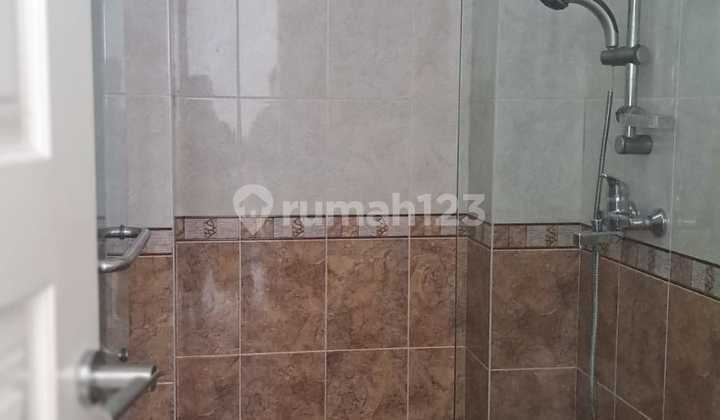 Rumah Bagus SHM Green Ville, Jakarta Barat 2