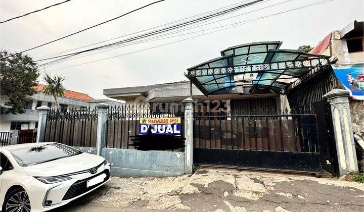 Dijual Cepat Butuh Dana Cepat Rumah Pondok Pinang , SHM , Ruang Tengah Luas Sekali, Seluruh Kayu Nya Adalah Kayu Jati Tua Dari Jepara Asli Sangat Kokoh 1