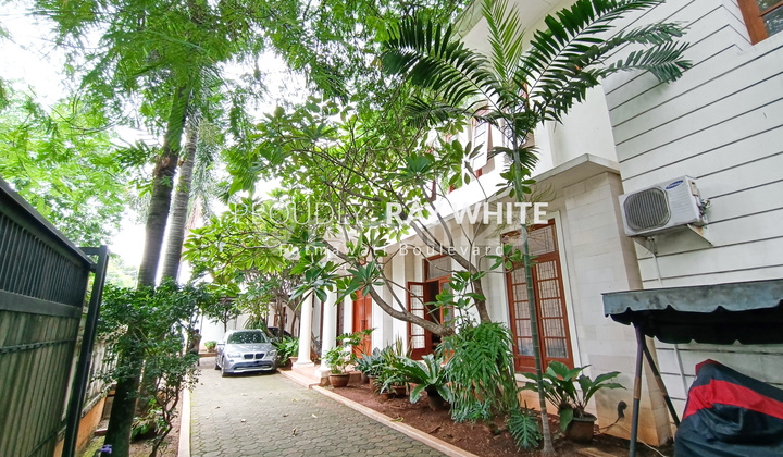Serene & Charming Home in Berlian Area, Cilandak Near Citos