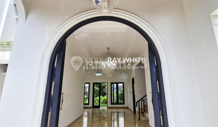 Rumah siap huni dalam townhouse area Jagakarsa 2