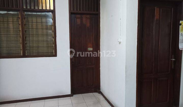 Dijual Ruko 2 Lt  Di Kebayoran Lama Raya 1