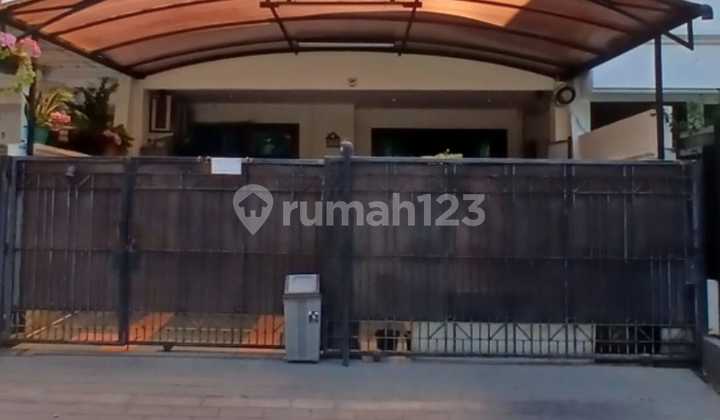 Quick Sale 2-Story House Ready to Occupy in Janur Elok Kelapa Gading