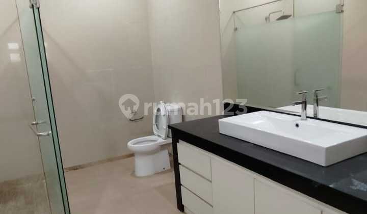 For Sale / For Rent Nice House D Vila Permata Gading 2