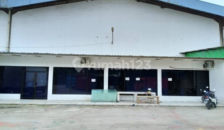 Disewakan Gudang 2500 M2 Siap Pakai di Kalideres Disewakan Gudang 2500 M2 Siap Pakai di Kalideres