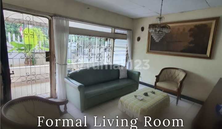 Dijual Rumah Standard 2 Lt 4 Kt Jalan Lebar di Pulomas 1