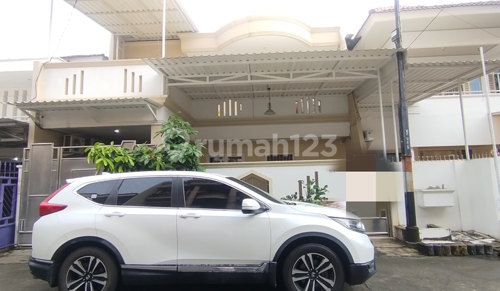 For Rent 2-Story Tidy House in Sunter Agung For Rent 2-Story Tidy House in Sunter Agung
