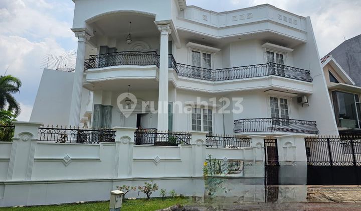 Rumah 2 Lantai Mewah Bagus Siap Huni Furnished SHM Pantai Indah Kapuk, Jakarta Utara