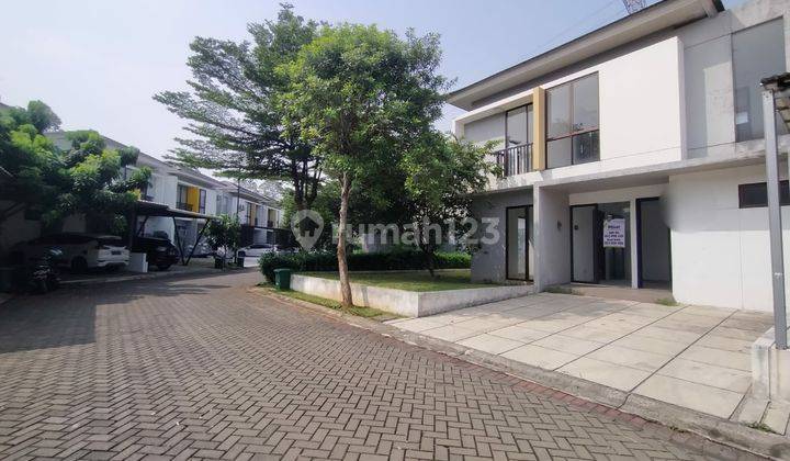 Rumah 2 Lantai Fasilitas Lengkap Dekat De Park Mall Sawangan Depok 2