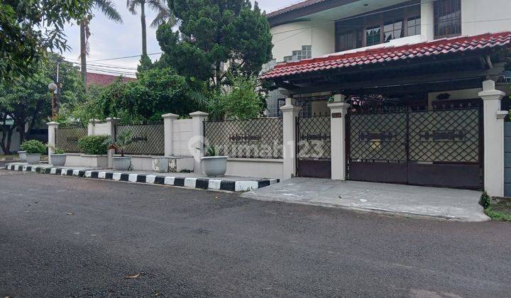 Sewa Rumah Nyaman di Lebak Bulus – Full Furnish, Lokasi Strategis untuk Tinggal dan Kantor 2