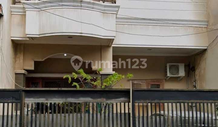 2.5-Story Good House Ready to Occupied, SHM, Sunter, North Jakarta 1