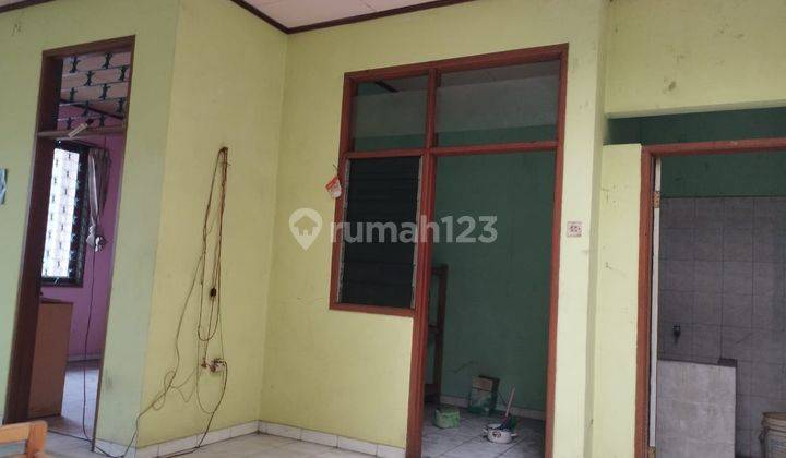 Rumah 2 Lantai SHM di Grogol Petamburan, Jakarta Barat 1