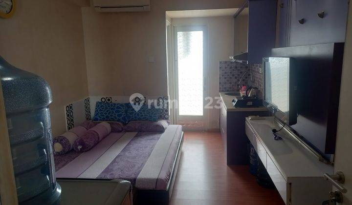 Apartemen Green Bay Studio Semi Furnished View Pool 1