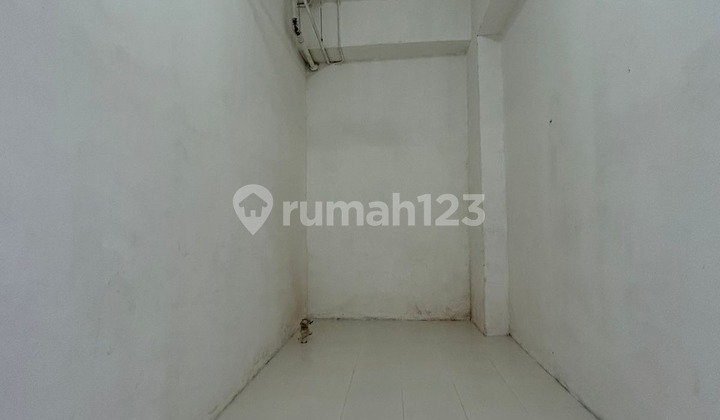 Kios Apartemen Green Bay Pluit View Inner Court