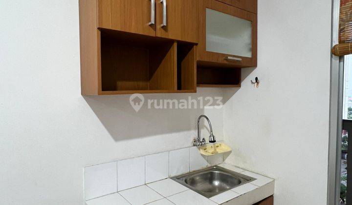 Apartemen Green Bay Pluit Studio Semi Furnished View Pool  2