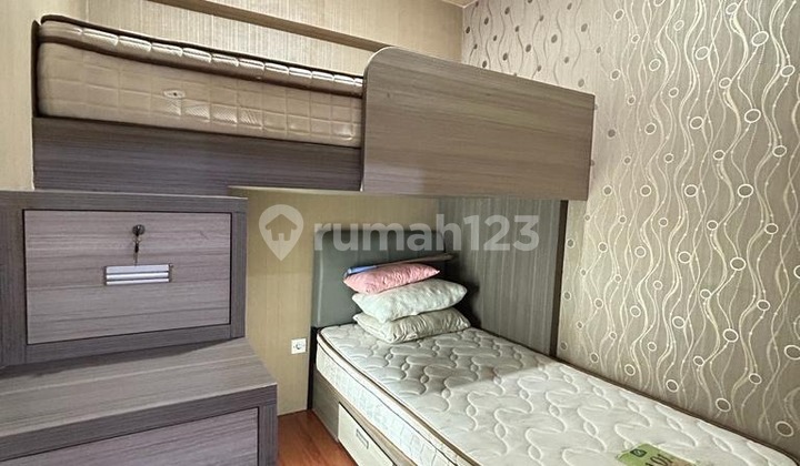 Green Bay Pluit Apartment 2BR Fully Furnished with Cool Pool View! 2