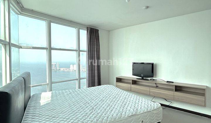 Condominium Green Bay Pluit 3BR Semi Furnished View Laut  1