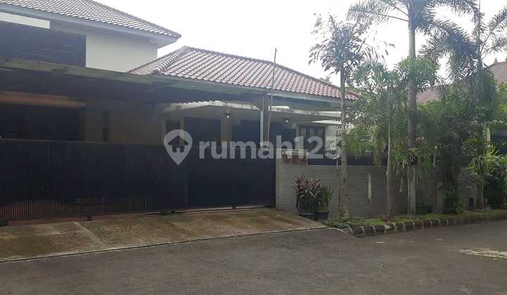 Dijual Rumah Bagus di Daerah Sektor 7 