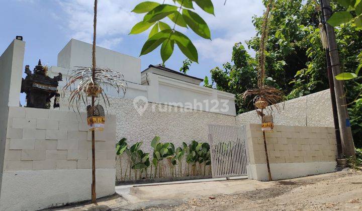 Nice villa for sale in the Nusa Dua area of Bali 1