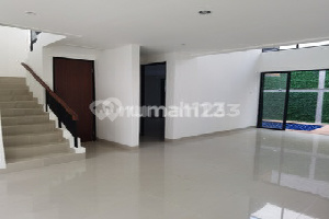 Rumah Baru SHM bisa KPR di Sektor 9 Bintaro Jaya 2