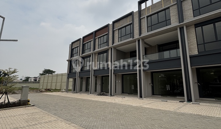 Ruko Hadap Jalan Hadap Ruko Carson Dikelilingi Cluster2 Ruko Hadap Jalan Hadap Ruko Carson Dikelilingi Cluster2