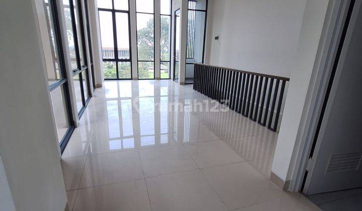 Disewakan Ruko Northridge Tahap 1 3 Lantai Lt 4.2 X 9 38M² Hoek 1