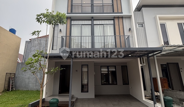 Malibu Village Gading Serpong bordering BSD