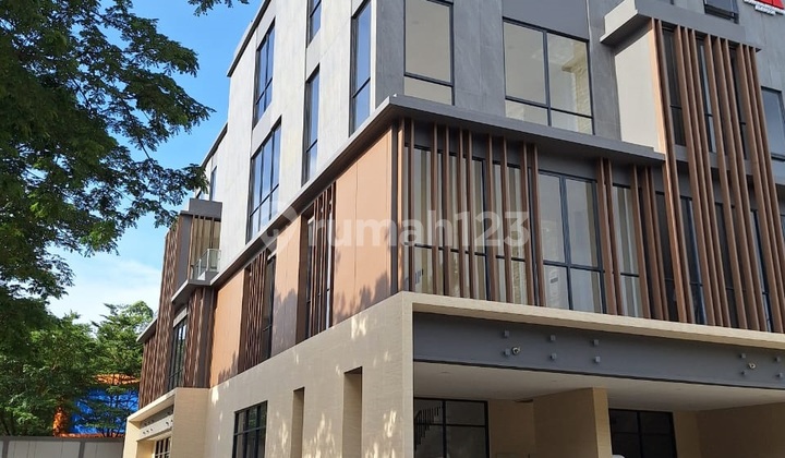 Traffic Ramai, tersedia Lift Ruko Terbaru Cascade Lokasi Premium Elite BSD City