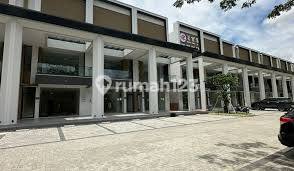 Ready-to-Use Menteng Studio Loft Location Gading Serpong