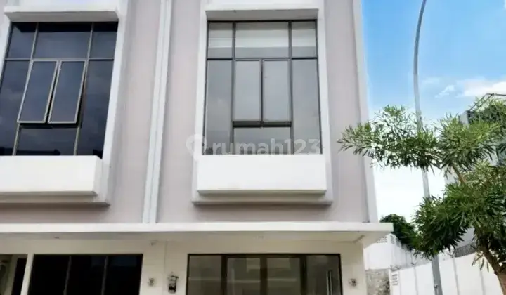 Ruko.siap Huni 2lt Unit Terakhir Ruko Santa Anna Monica Gading Serpong 1