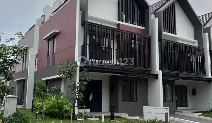 Rumah Leonora Lokasi Strategis di Pusat Kota Gading Serpong 1