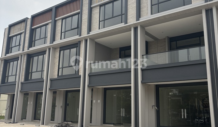 Ruko Carson Kawasan Scientia Serpong Traffic Ramai Hadap Jalan