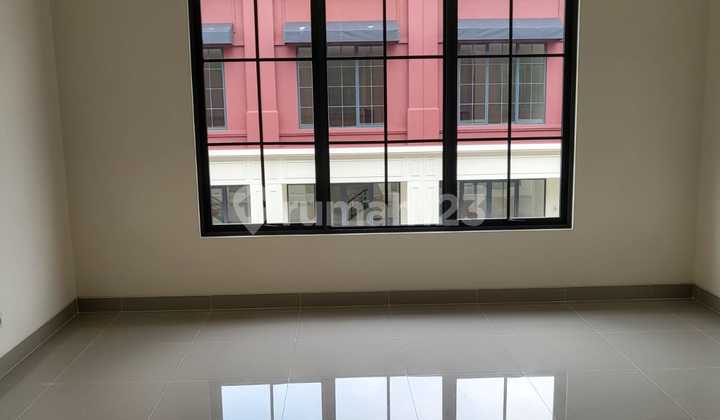 Commercial Gading Serpong Promo Dp 5% Madison Paramount Land