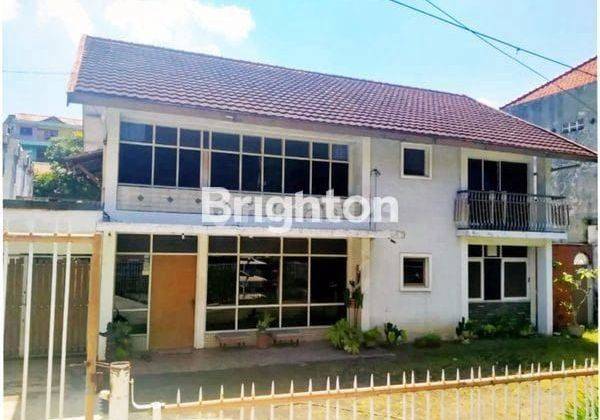 RUMAH DI JALAN VETERAN DEKAT POLDA JAWA TENGAH 2