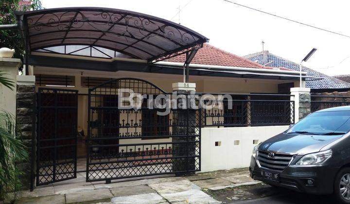 RUMAH DI JALAN CINDE BEBAS BANJIR 1