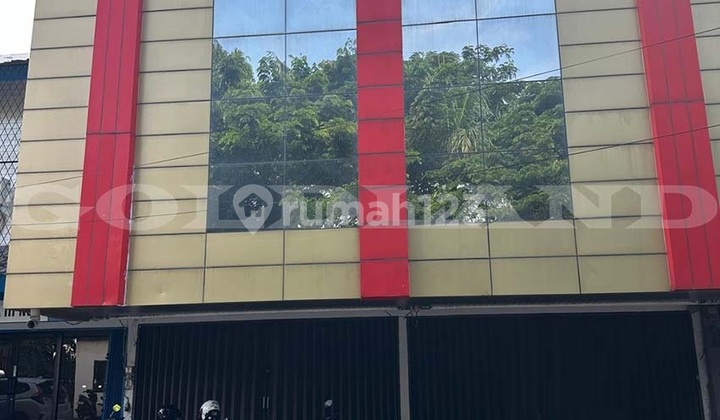 Terraced Shop House for Rent in Sunter, Size 10x16 Meters, Code: 18966 Ta Terraced Shop House for Rent in Sunter, Size 10x16 Meters, Code: 18966 Ta