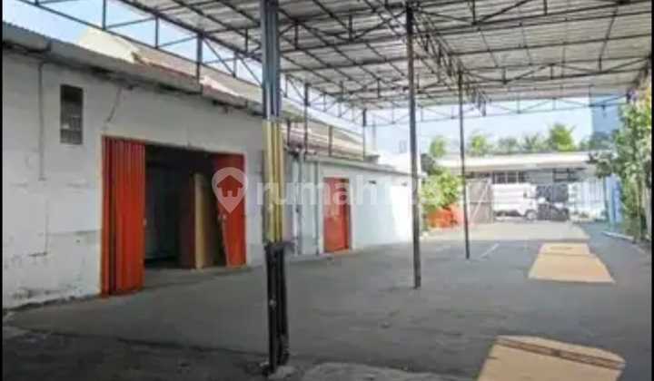  Gudang Disewa Cilincing, Strategis, Luas 686 Meter, Kode :21354 Dj
