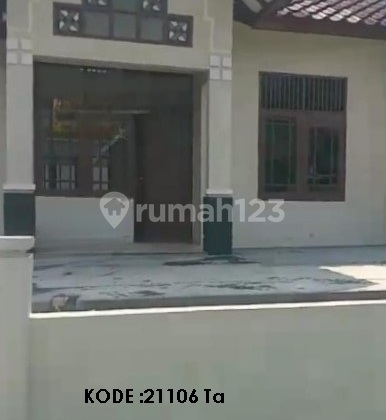   Rumah Dijual Lemah Abang, Siap Huni, Luas 200 Meter, Kode :21106 Ta