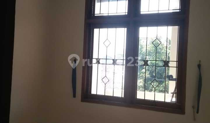 Disewa Rumah Kayu Putih, Hook, Luas 265 Meter, Kode :21540 Br 2