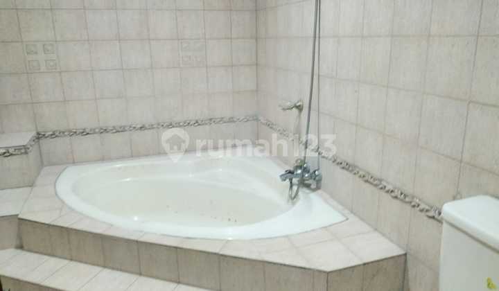 Rumah Disewa Mangga Besar, Luas 7x25 Meter, Kode :14108 Bn 2