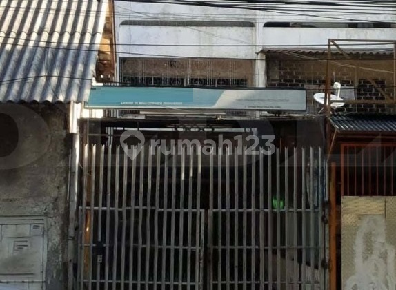 For Rent: Mangga Besar Shop House, Size 4x30 Meters, Code: 10285 Ha For Rent: Mangga Besar Shop House, Size 4x30 Meters, Code: 10285 Ha