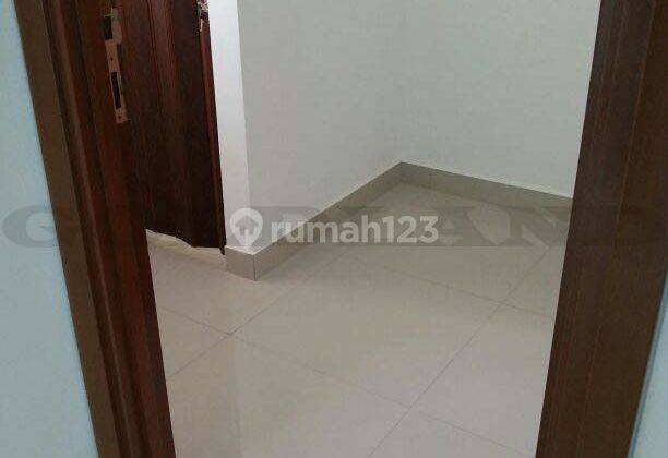  Kode 18845 ir js , Dijual Apartment Kensington, Luas 95 Meter 2