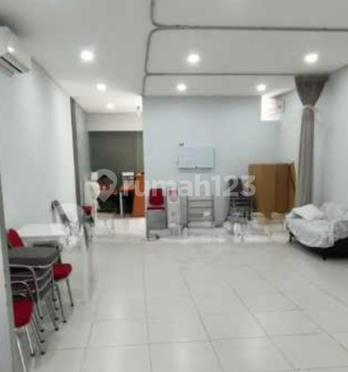 Disewa Ruko Sunter, Strategis, Luas 5X22 Meter, Kode :20795 Bn