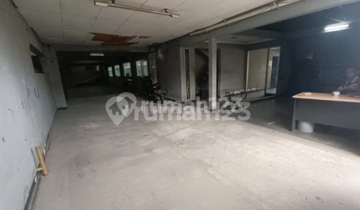 Warehouse for Rent in Sunter, Area 600 Meters, Code: 20576 Br/Bn Warehouse for Rent in Sunter, Area 600 Meters, Code: 20576 Br/Bn