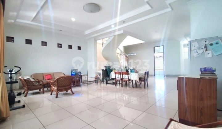 Dijual Rumah Sunter, Siap Huni, Luas 13X28,5 Meter, Kode :21322 Si