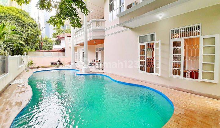 Mega Kuningan For Sale Rumah Klasik Elegant Type Sudut  1