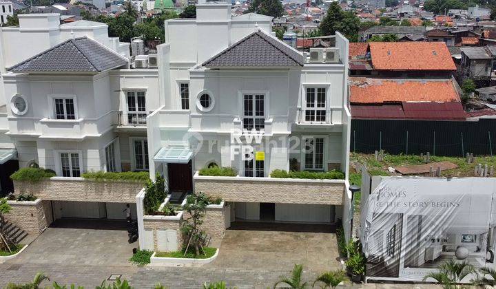 RUMAH BARU DALAM CLUSTER GAYA KOLONIAL MODERN DEKAT GANDARIA CITY  1