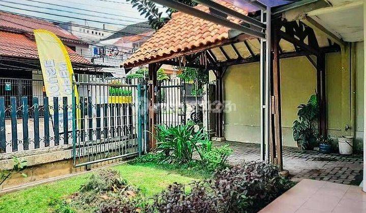 Kalibata rumah asri dan terawat lingkungan nyaman 1